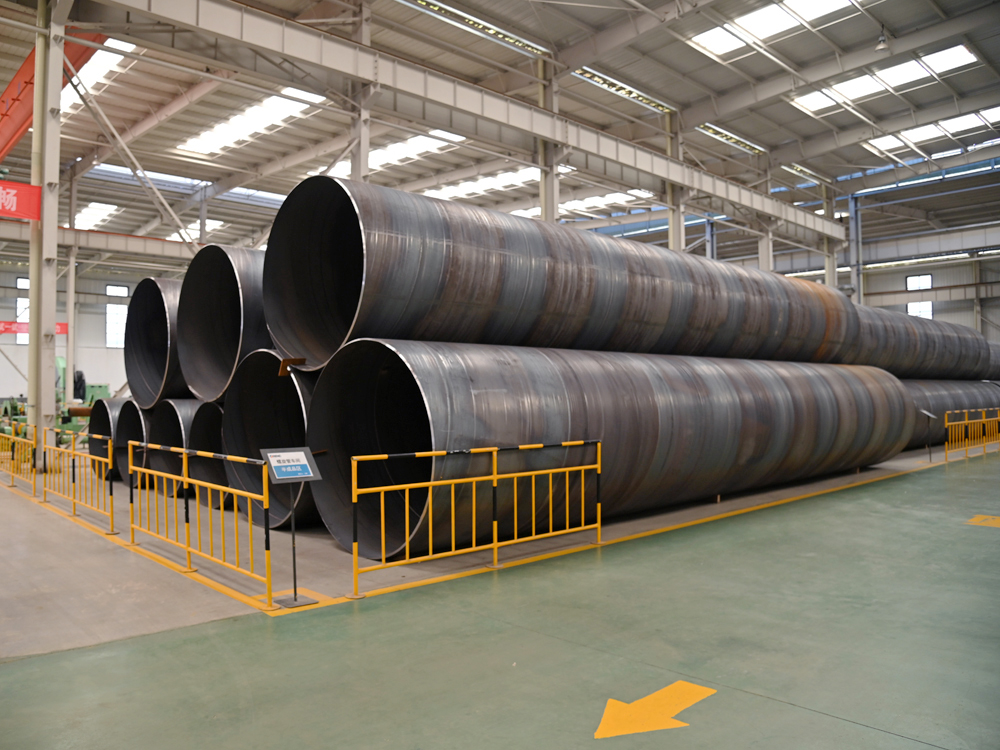 Spiral steel pipe